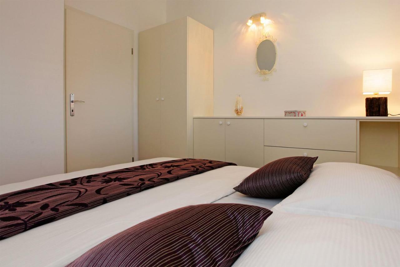 Apartmán Superb Penthouse Luna Bol Exteriér fotografie