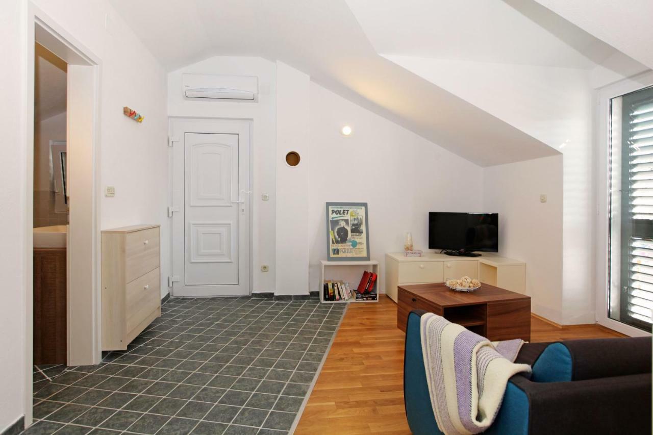 Apartmán Superb Penthouse Luna Bol Exteriér fotografie