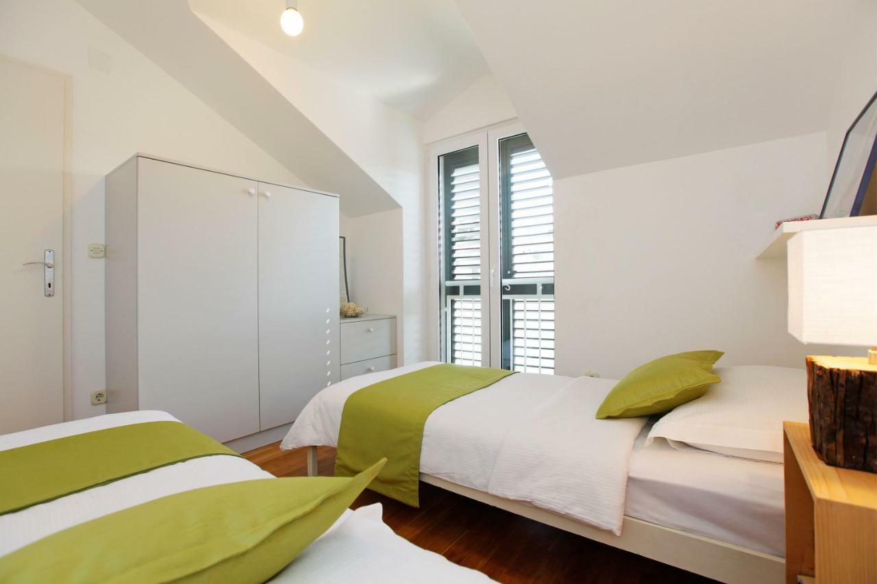 Apartmán Superb Penthouse Luna Bol Exteriér fotografie